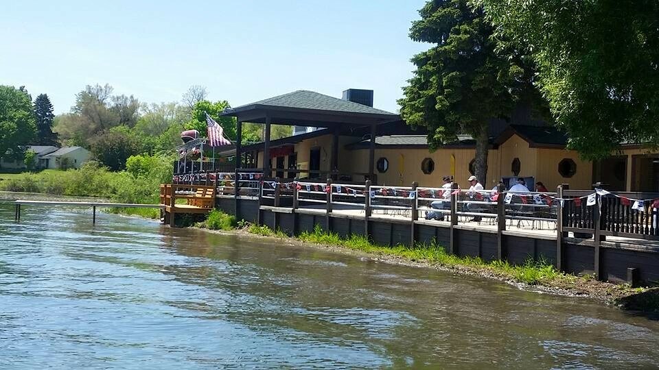 Primary Photo Of 161 Pine Dr, Greenville Restaurant For Sale