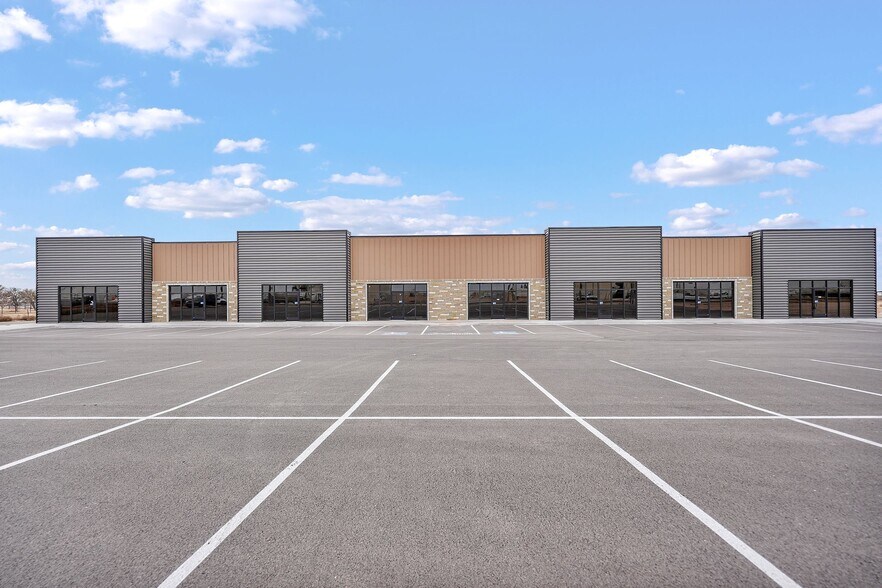 More Photos Of 8805 FM 307, Midland Storefront For Lease