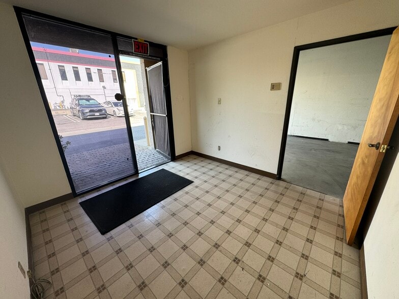 More Photos Of 12734 Branford St, Pacoima Warehouse For Sale