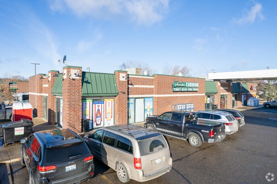 More Photos Of 2051-2133 N Wixom Rd, Wixom Unknown For Lease