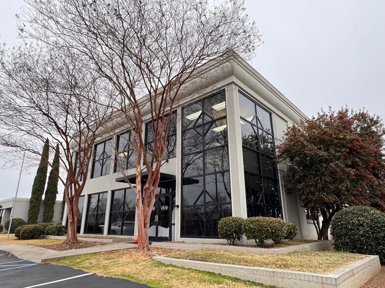 Primary Photo Of 127 W Antrim Dr, Greenville Office For Sale
