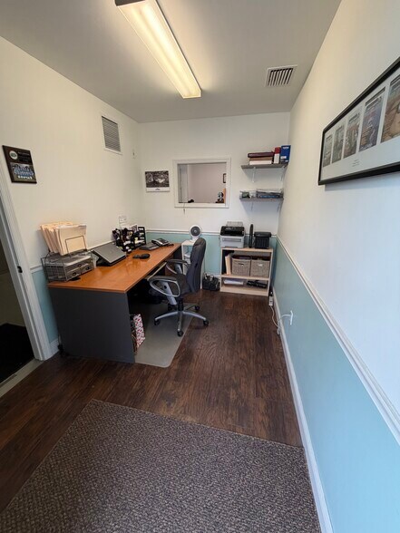 More Photos Of 342 Toney Penna Dr, Jupiter Flex For Lease