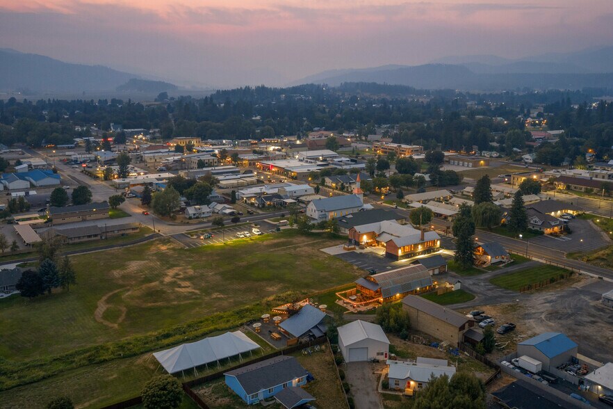 More Photos Of 508 E Main Ave, Chewelah Office For Sale