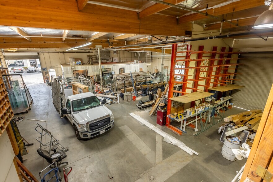 More Photos Of 608 E Rancho Vista Blvd, Palmdale Service For Sale