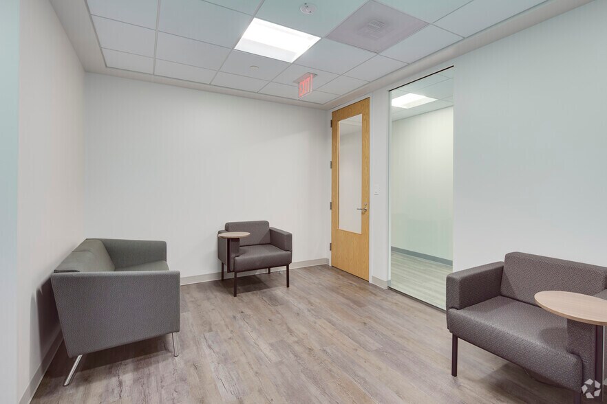 More Photos Of 8607 Westwood Center Dr, Vienna Office For Lease