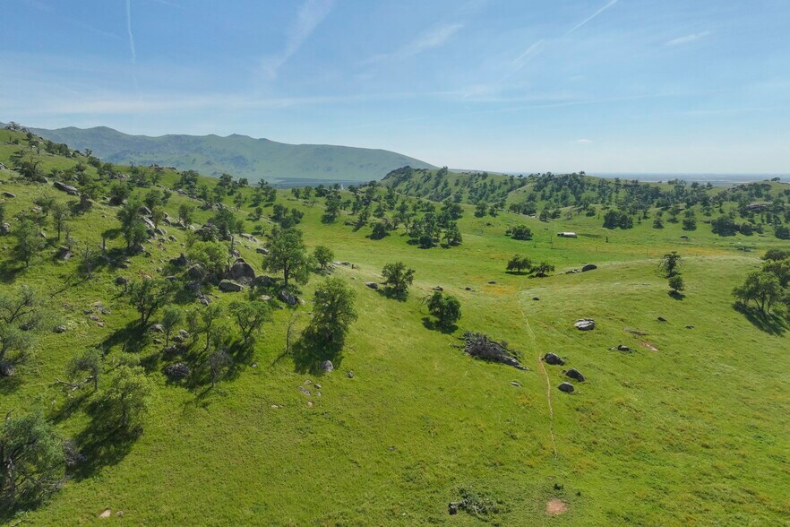 More Photos Of Driver 152, Orosi Land For Sale