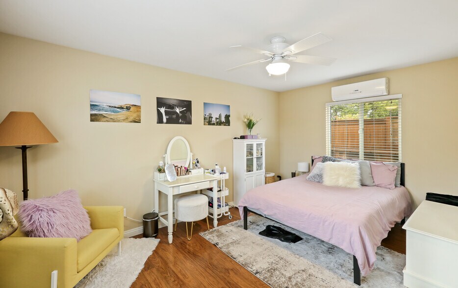 More Photos Of 1200 W Sycamore Ave, Orange Apartments For Sale