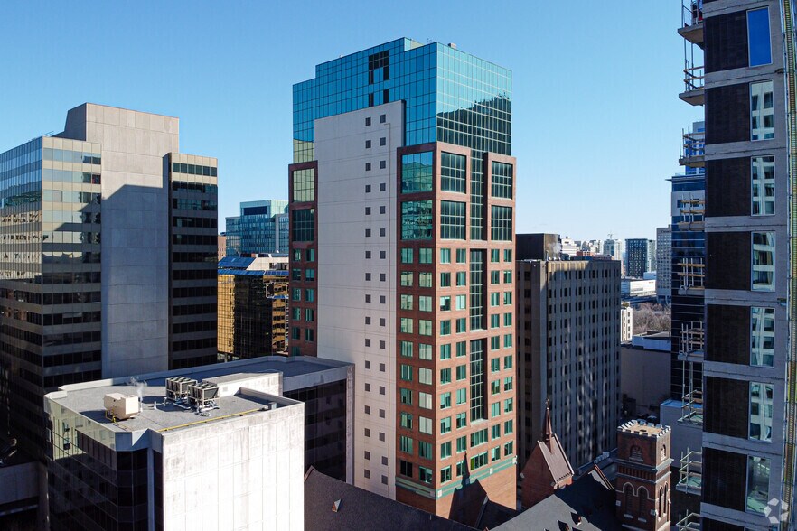 More Photos Of 150 Metcalfe St, Ottawa Office For Lease