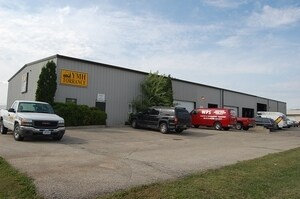 Primary Photo Of 900 15th St SW, Mason City Warehouse For Lease