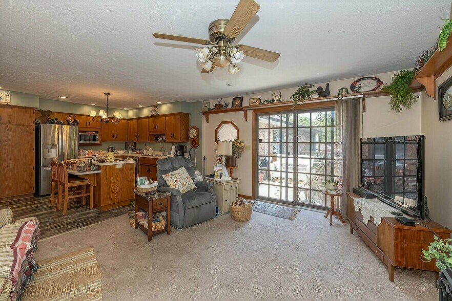 More Photos Of 714 College Dr, Anderson Apartments For Sale