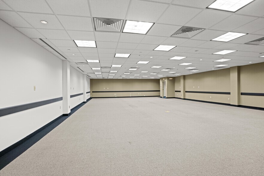 More Photos Of 46611 Corporate Dr, Lexington Park Office For Lease