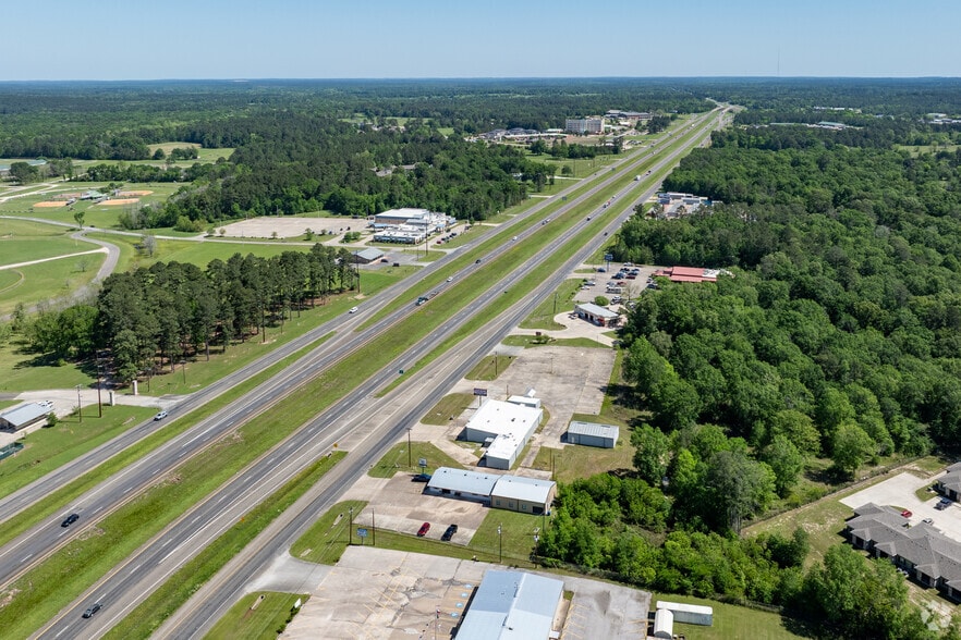 More Photos Of 930 Highway 59 Loop N, Livingston Restaurant For Sale