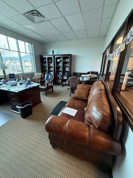 More Photos Of 233 S Pleasant Grove Blvd, Pleasant Grove Office For Sale