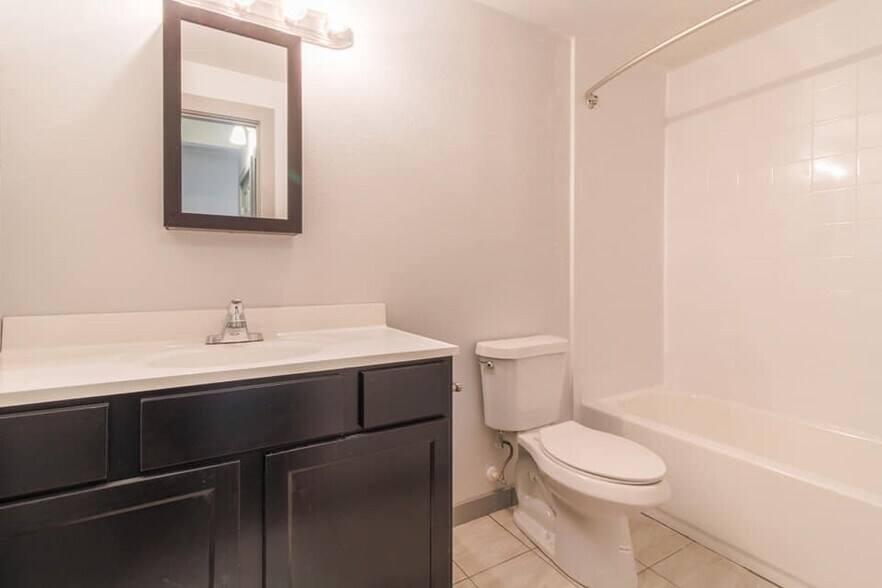 More Photos Of 612 W Texas Ave, Baytown Apartments For Sale