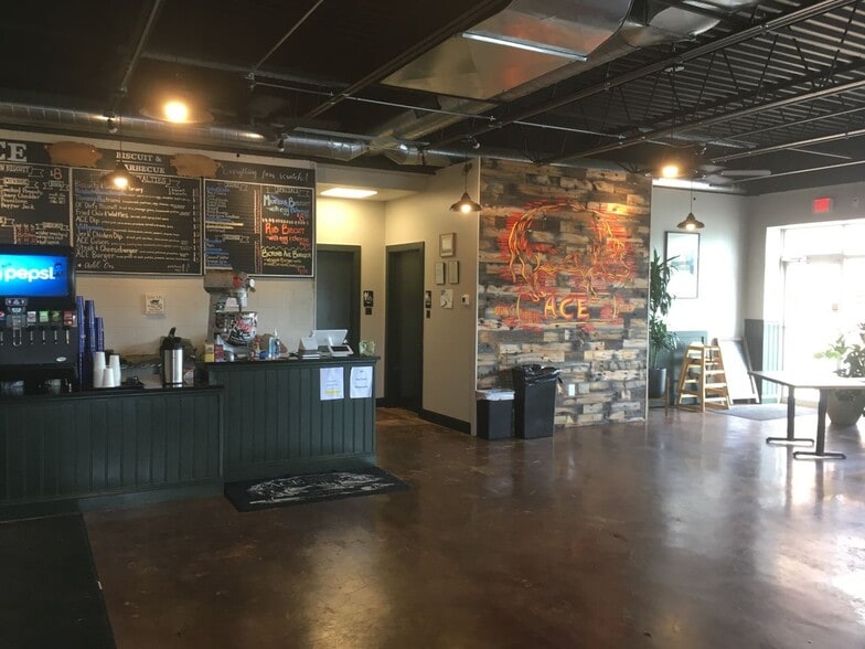 More Photos Of 600 Concord Ave, Charlottesville Storefront Retail Office For Lease