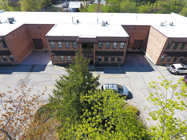 More Photos Of 4059-4081 Joseph Dr, Waukegan Light Distribution For Sale
