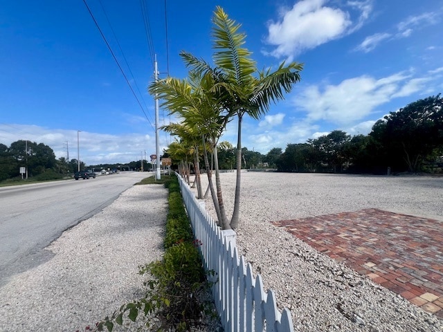 More Photos Of 106309 Overseas Hwy, Key Largo Auto Dealership For Lease