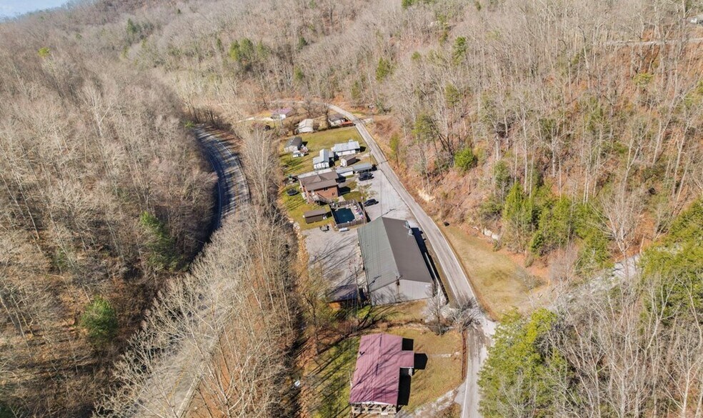 More Photos Of 332 Highway 3400 hwy, Jenkins Industrial For Sale