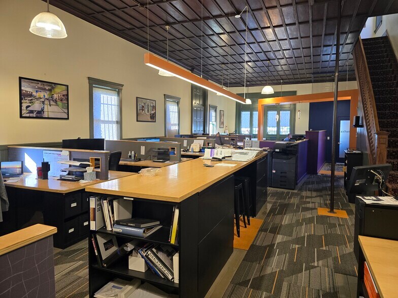 More Photos Of 3723 Pearl Rd, Cleveland Office For Sale