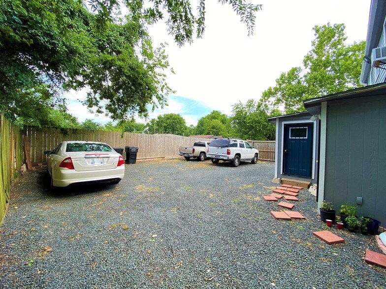 More Photos Of 3522 Sampson St, Houston Apartments For Sale