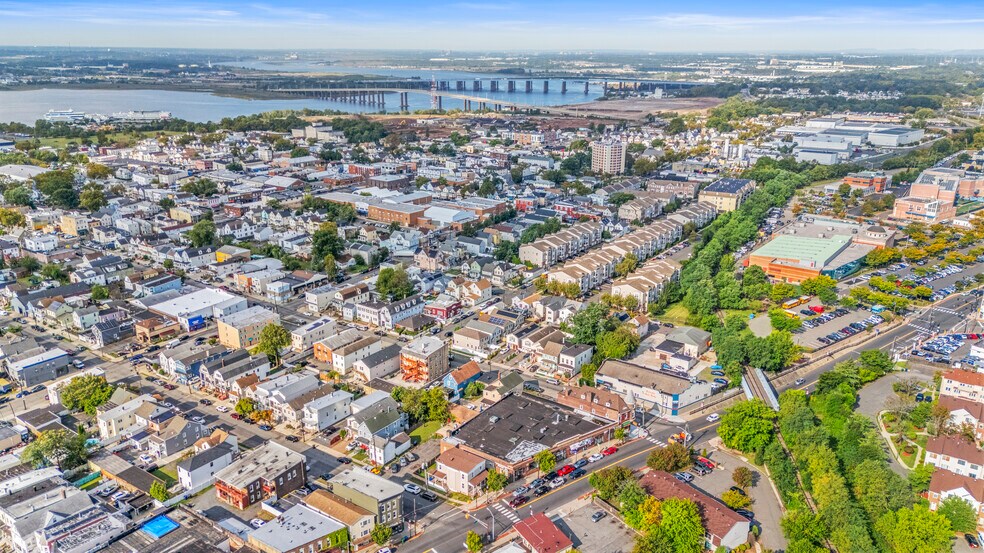 More Photos Of 291 New Brunswick Ave, Perth Amboy Storefront Retail Office For Lease