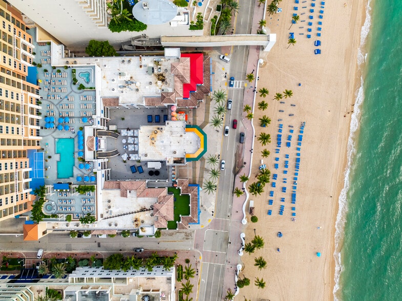 More Photos Of 17 S Fort Lauderdale Beach Blvd, Fort Lauderdale Storefront For Lease