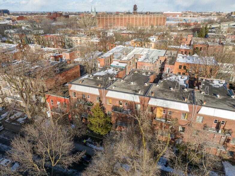 More Photos Of 5937-5947 Av De L'esplanade, Montréal Apartments For Sale
