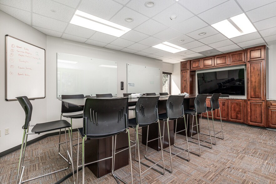 More Photos Of 3681 Prism Ln, Kieler Office For Sale