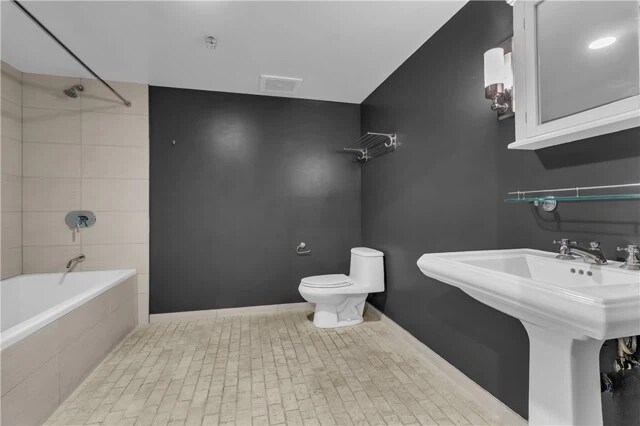 More Photos Of 500-530 S Hewitt St, Los Angeles Apartments For Lease