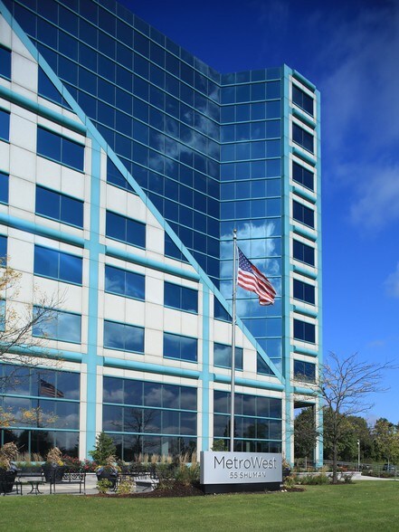 More Photos Of 55 Shuman Blvd, Naperville Office For Lease