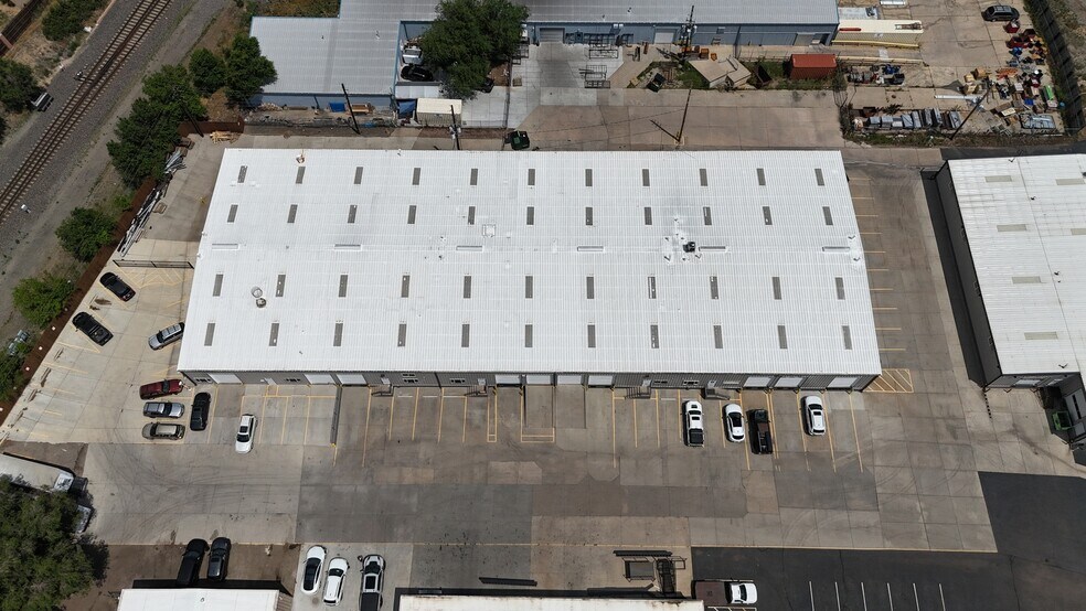 More Photos Of 6709-6711 W 58th Pl, Arvada Warehouse For Lease