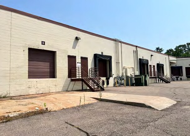 More Photos Of 1408 Northland Dr, Mendota Heights Research And Development For Lease