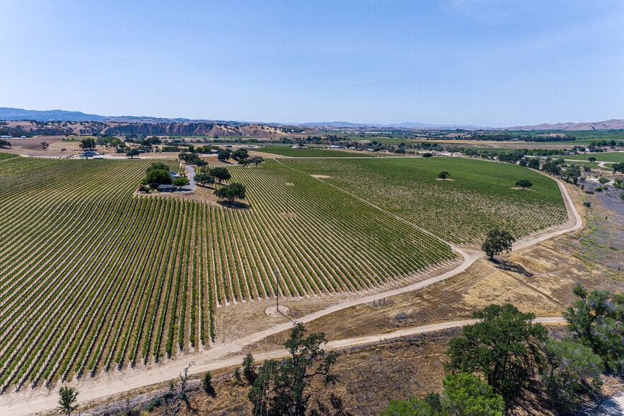 More Photos Of 7790 Airport Rd, Paso Robles Land For Sale