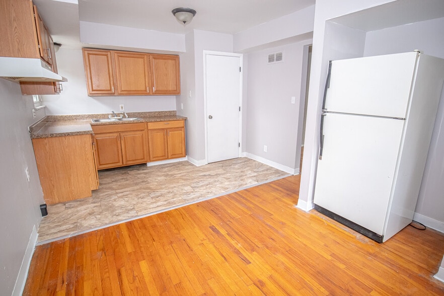 More Photos Of 2171 Thurmont Rd, Akron Multifamily For Sale