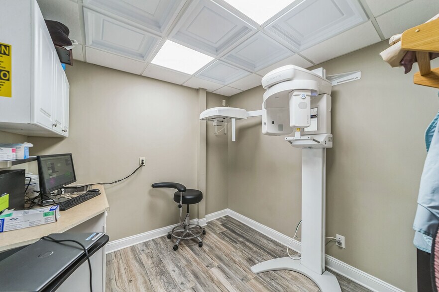 More Photos Of 326 Broad St, Red Bank Medical For Sale