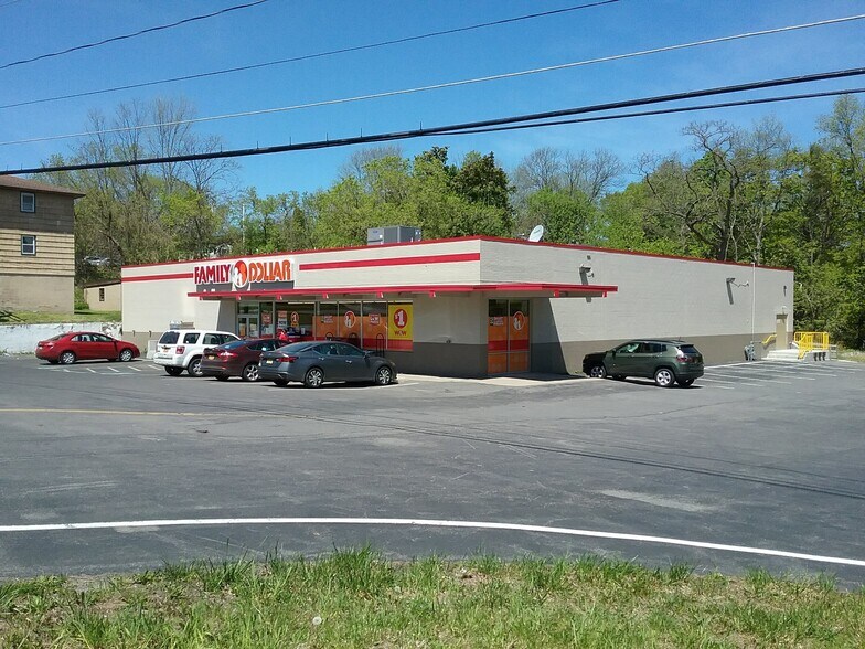 More Photos Of 4915 Grolier Rd, Syracuse Supermarket For Lease