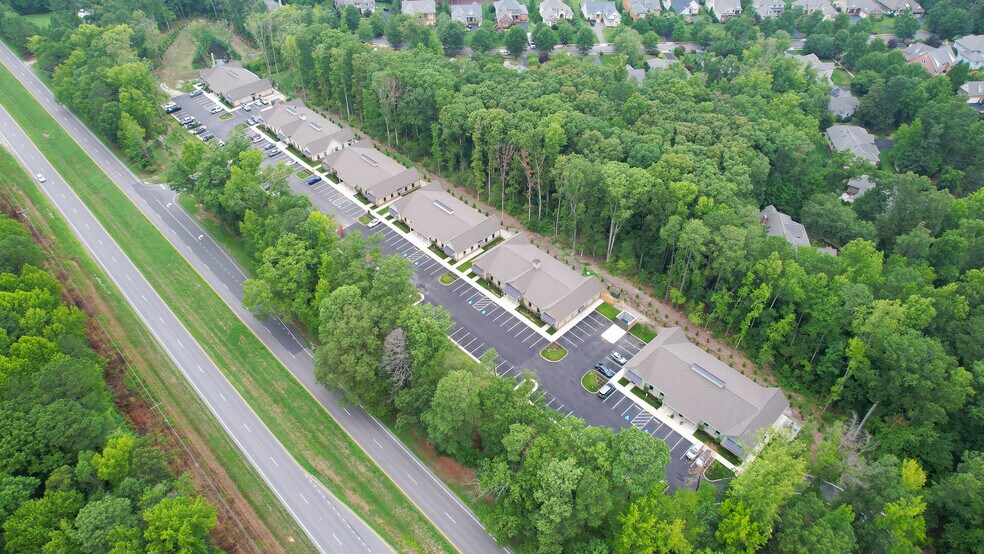 More Photos Of 12868 Patterson Ave, Richmond Office For Sale