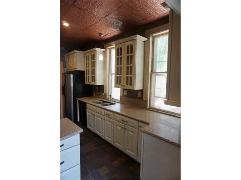 More Photos Of 520 S 2nd St, Mankato Multifamily For Sale