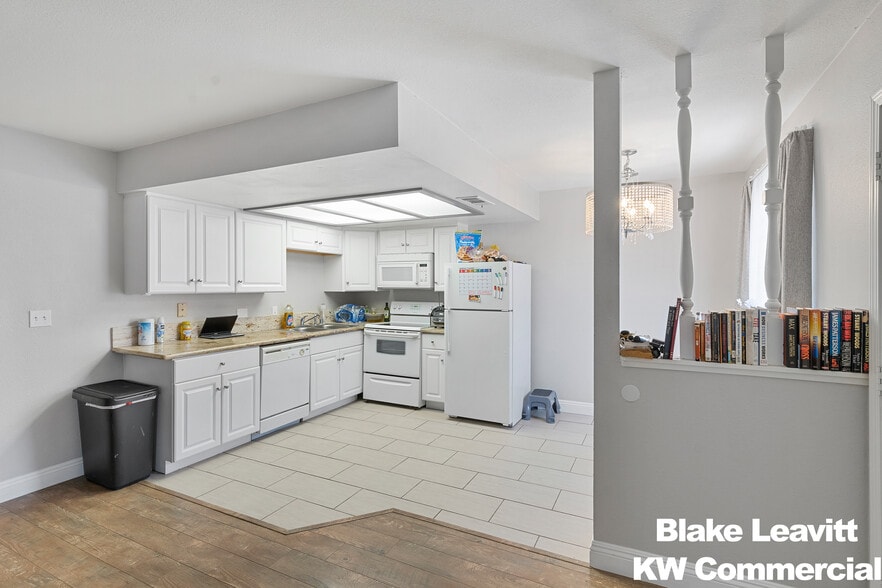 More Photos Of , Las Vegas Multifamily For Sale