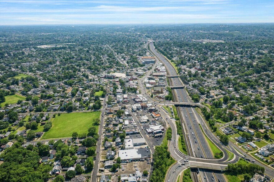 More Photos Of 7 Border St, Newton Warehouse For Sale