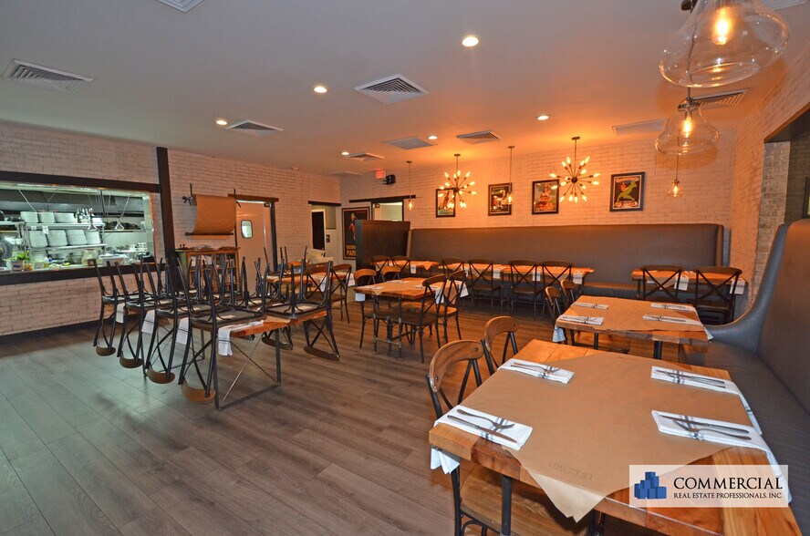 More Photos Of 1407-1409 N Orange Ave, Orlando Restaurant For Sale