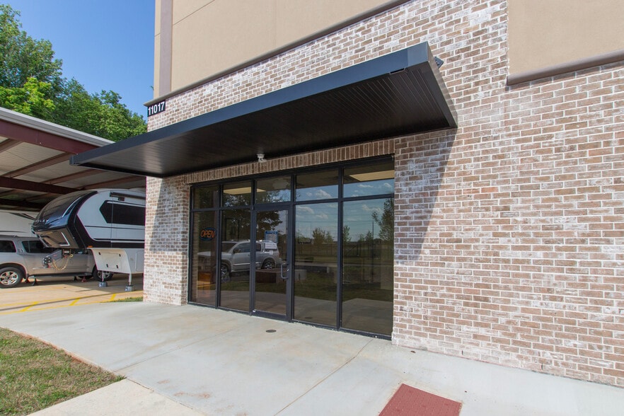 More Photos Of 11017 County Line, Madison Self Storage For Sale