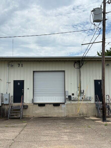 More Photos Of 871 B Plantation Way, Montgomery Warehouse For Lease