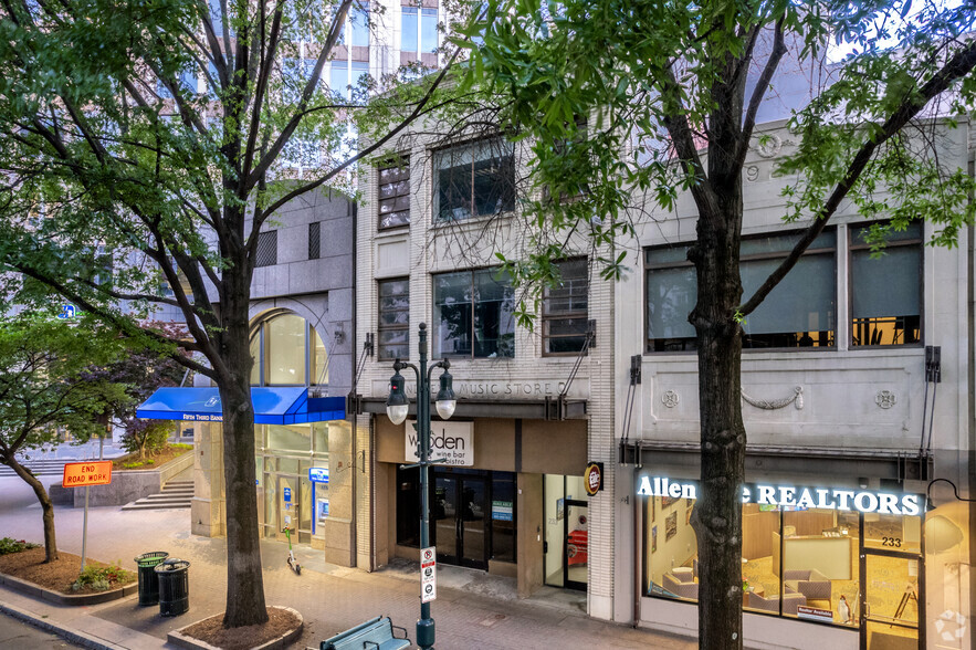 Primary Photo Of 231 N Tryon St, Charlotte General Retail For Lease