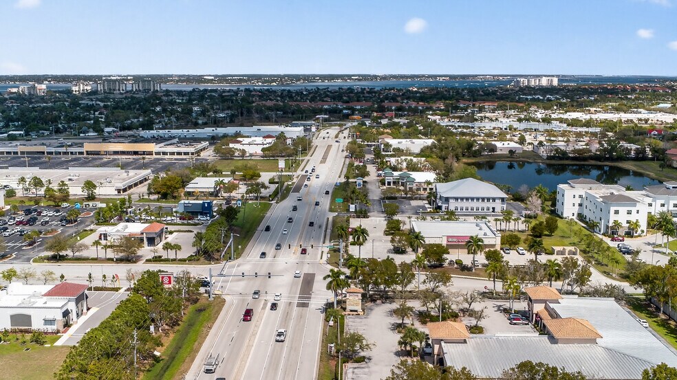 More Photos Of 15751 San Carlos Blvd, Fort Myers Unknown For Lease