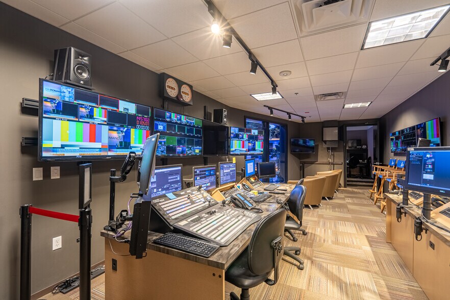 More Photos Of 6135 N 7th St, Phoenix Office For Lease