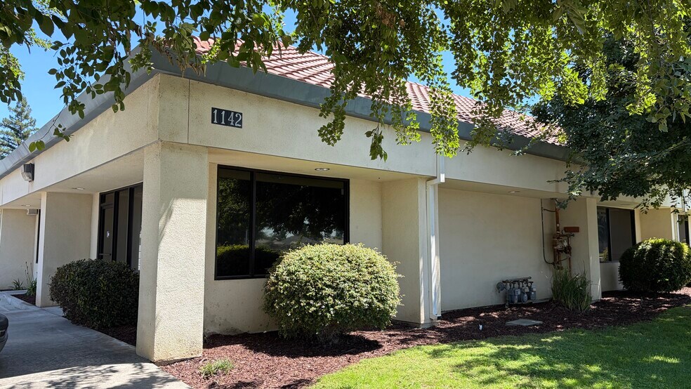 More Photos Of 1142 Rose Ave, Selma Medical For Sale