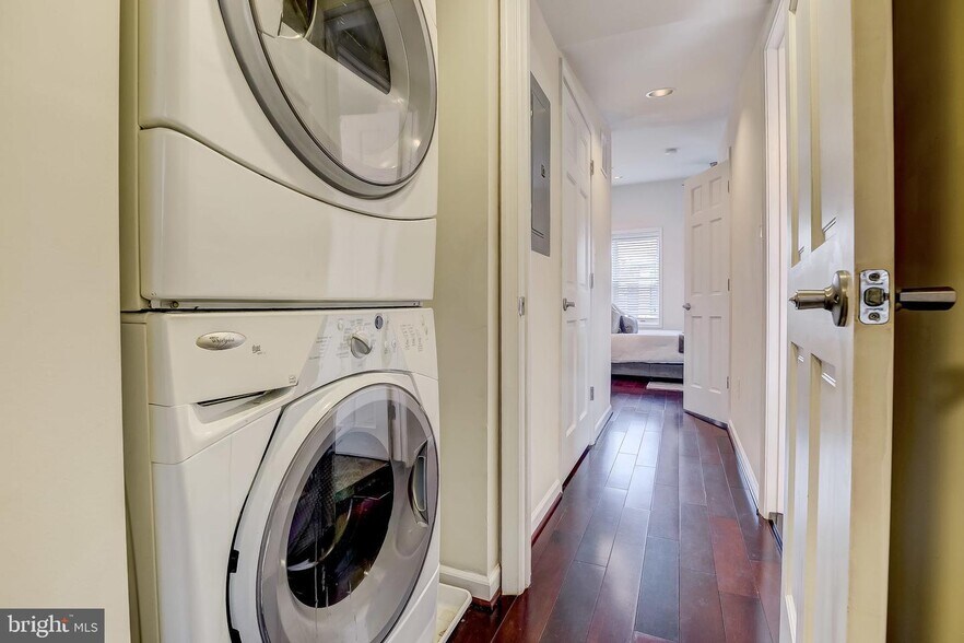 More Photos Of 1125 S Charles St, Baltimore Storefront Retail Residential For Sale