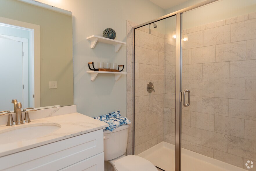 More Photos Of 116 E Main St, Haw River Apartments For Lease