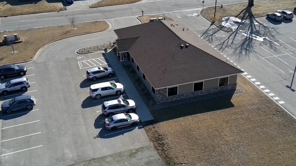 More Photos Of 307 N Mantorville Ave, Kasson Office For Lease